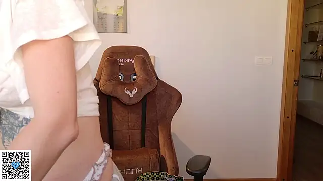 Neko Kimiko online show from 10.10.25