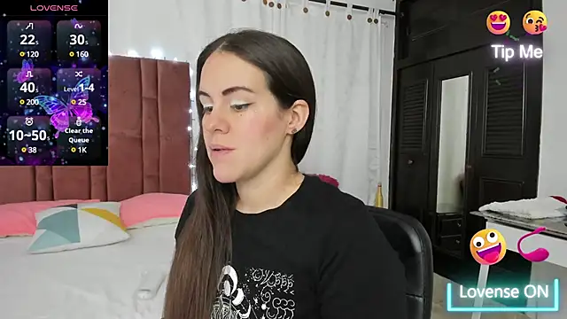 Snapshot of AURORA_FRANKLIN chatting on 03.20.25 AURORA FRANKLIN online show from 03.20.25