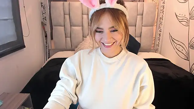 KataHot  online show from 09.18.25