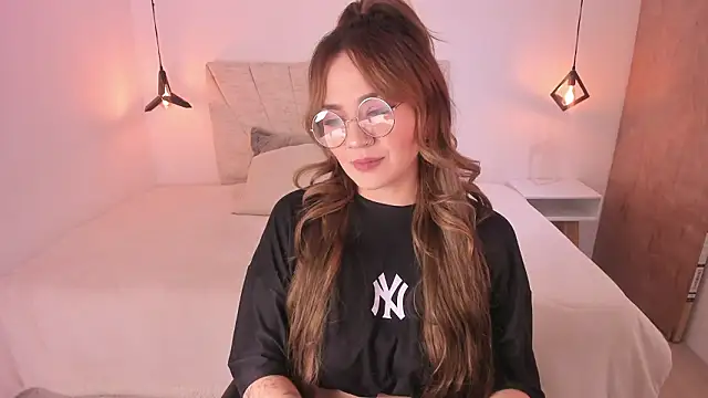 Snapshot of KataHot_ chatting on 02.28.26 KataHot online show from 02.28.26