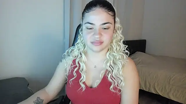 MelSaunders online show from 01.04.25