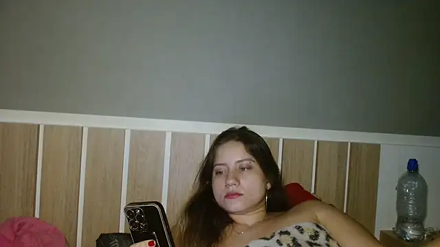 520 Loirex 741 online show from 03.18.25