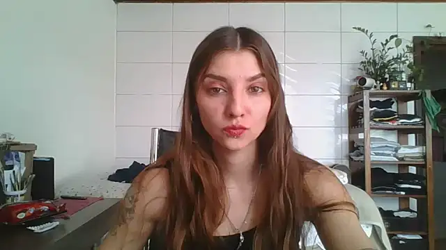 SweetyBabyDemon online show from 09.17.25