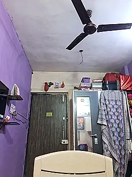 Snapshot of GlassBarge9 chatting on 01.03.25 GlassBarge9 online show from 01.03.25