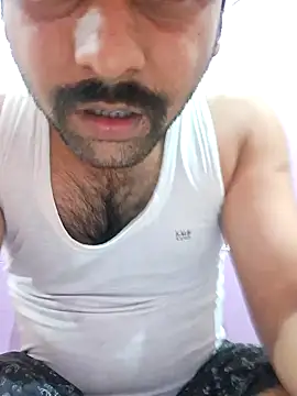 Snapshot of GlassBarge9 chatting on 01.12.25 GlassBarge9 online show from 01.12.25