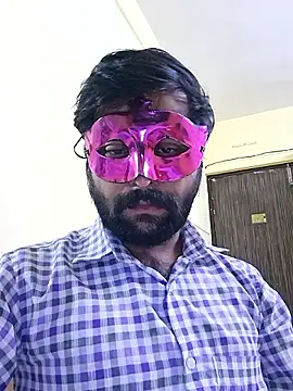 Snapshot of GlassBarge9 chatting on 11.17.25 GlassBarge9 online show from 11.17.25