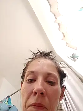 Snapshot of gorgeous11 chatting on 02.18.25 gorgeous11 online show from 02.18.25