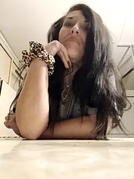 Snapshot of gorgeous11 chatting on 02.19.25 gorgeous11 online show from 02.19.25