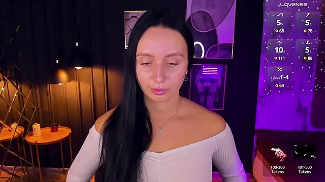 Christy Calypso online show from 12.17.24