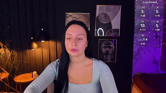 Christy Calypso online show from 12.25.24