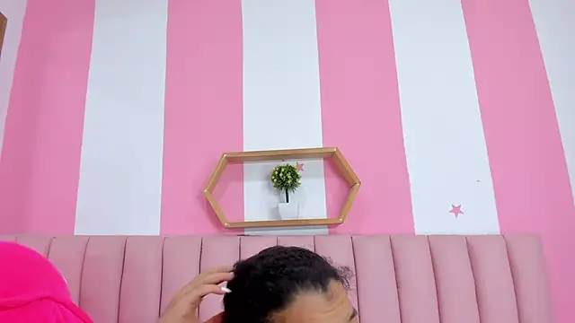 ISABELLA 020 online show from 02.27.26