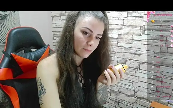 Catbaby32 online show from 11.17.25