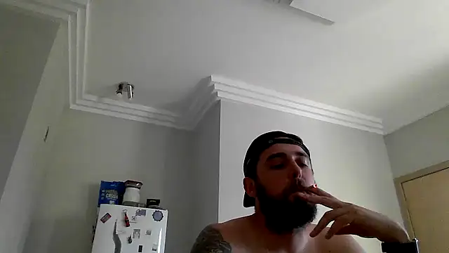 Snapshot of Dat1994 chatting on 10.22.25 Dat1994 online show from 10.22.25