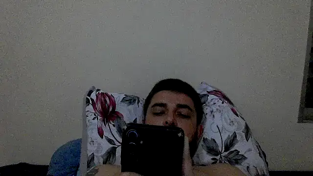 Snapshot of Dat1994 chatting on 11.13.25 Dat1994 online show from 11.13.25