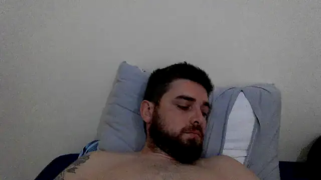 Snapshot of Dat1994 chatting on 11.14.25 Dat1994 online show from 11.14.25