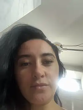 preetypeach online show from 10.23.25