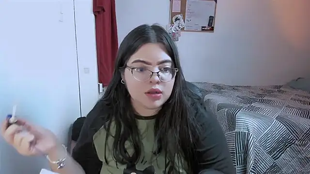 Aria Fullbuster online show from 10.16.25