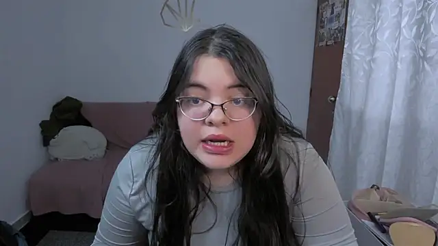 Aria Fullbuster online show from 12.13.25