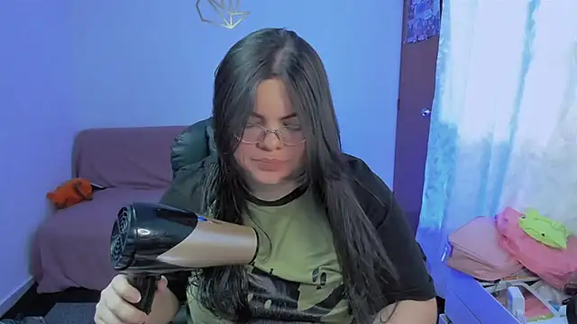 Aria Fullbuster online show from 02.13.26