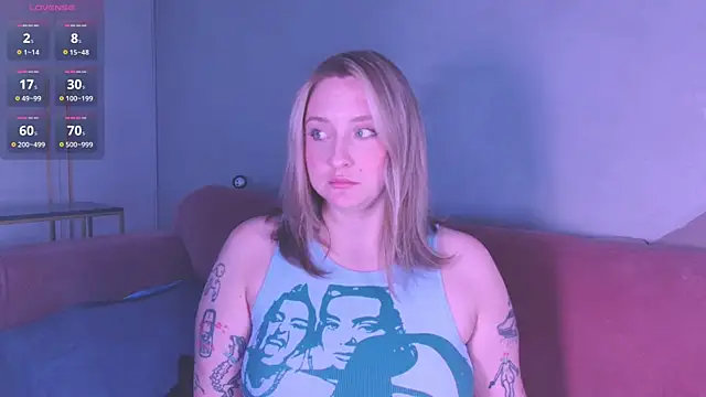 Snapshot of Oh_mylissa chatting on 11.17.25 Oh mylissa online show from 11.17.25