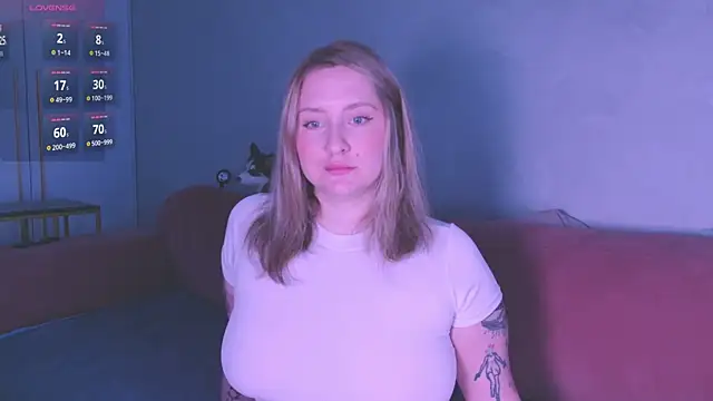 Snapshot of Oh_mylissa chatting on 12.16.25 Oh mylissa online show from 12.16.25