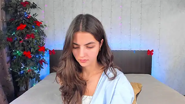 Milana Crystal  online show from 12.27.24