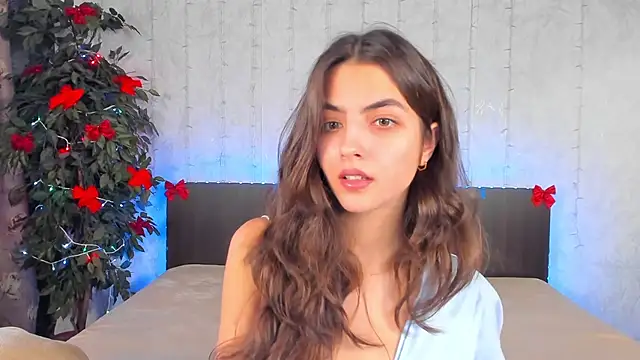 Milana Crystal  online show from 12.30.24