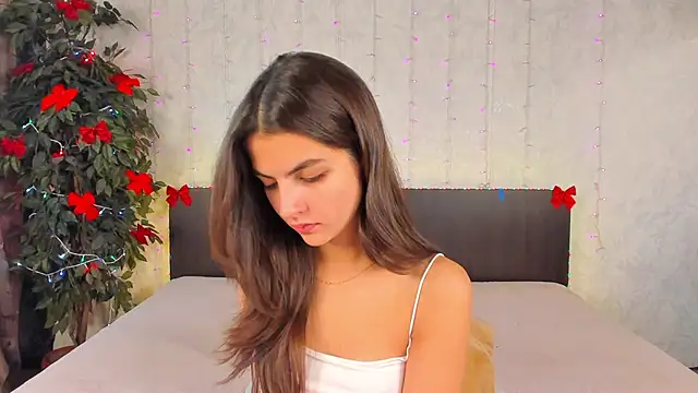 Milana Crystal  online show from 01.03.25