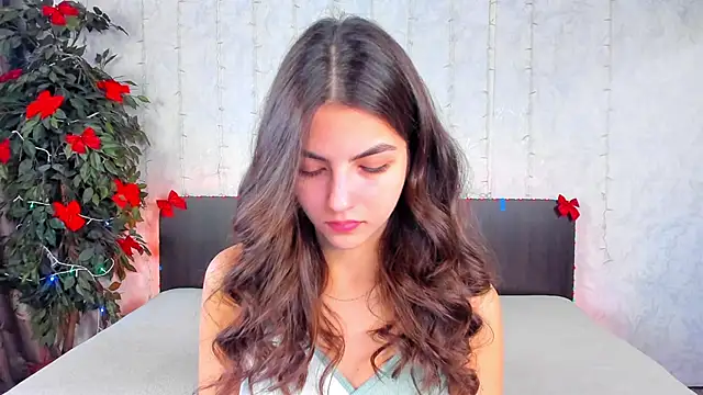 Milana Crystal  online show from 01.21.25