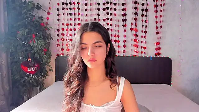 Milana Crystal  online show from 02.25.25