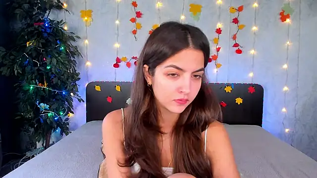 Milana Crystal  online show from 11.28.25