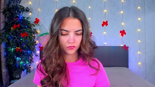 Milana Crystal  online show from 02.02.26