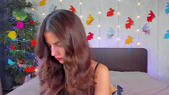 Milana Crystal  online show from 04.15.26