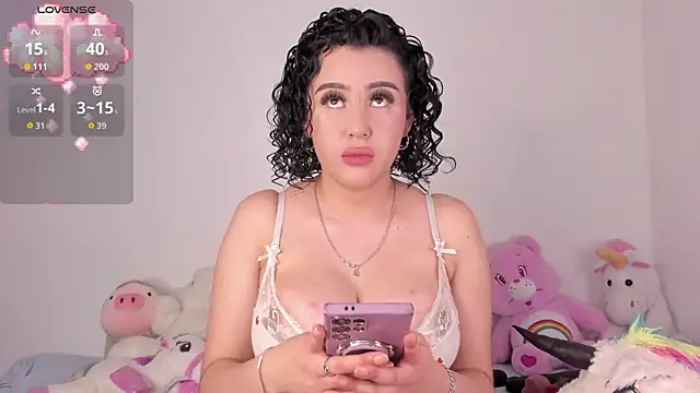 Yuna Hot online show from 03.30.26