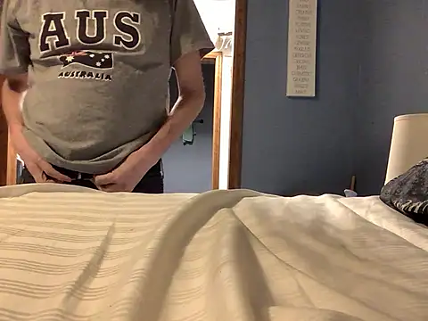 Snapshot of Hebrewhammers42 chatting on 01.28.25 Hebrewhammers42 online show from 01.28.25