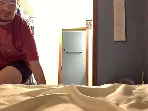 Snapshot of Hebrewhammers42 chatting on 03.10.25 Hebrewhammers42 online show from 03.10.25