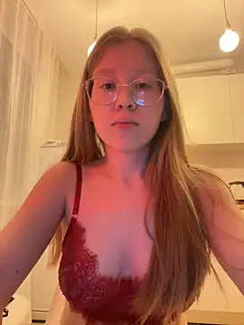 Snapshot of Eva_Weyne chatting on 01.19.25 Eva Weyne online show from 01.19.25