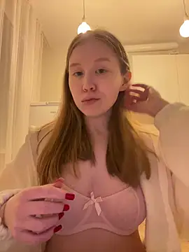 Eva Weyne online show from 02.25.26