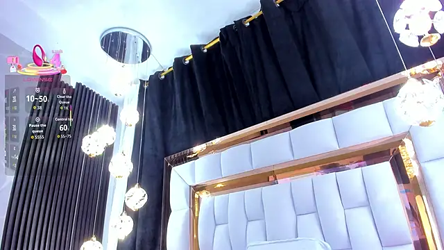 SarayRoyse online show from 11.14.25