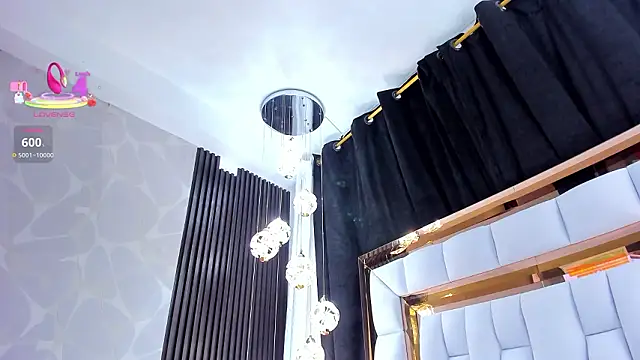 SarayRoyse online show from 01.14.26