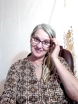 irinamaux online show from 01.23.25