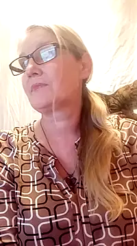 irinamaux online show from 02.04.25