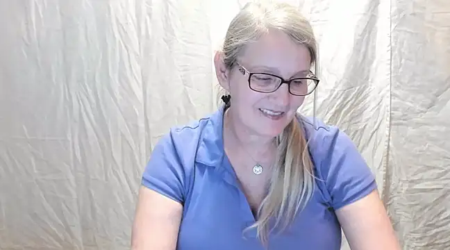 irinamaux online show from 02.20.25