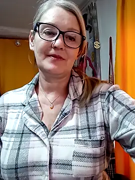 irinamaux online show from 03.27.26