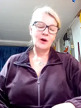 irinamaux online show from 04.15.26