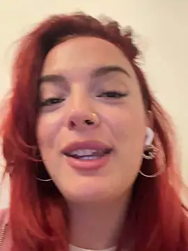 Snapshot of LexyGold chatting on 12.14.25 LexyGold online show from 12.14.25