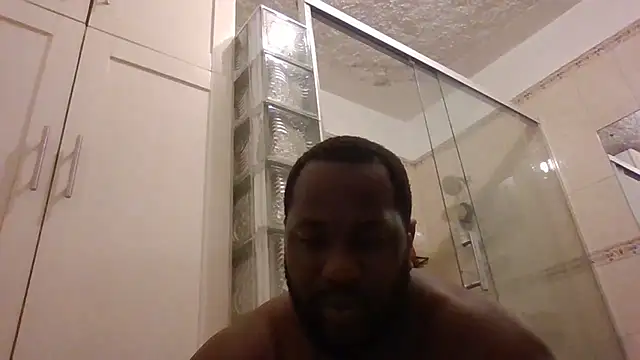 Bighood T online show from 07.04.26