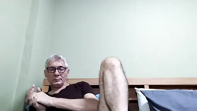 BIGUNCUTHARDCOCK online show from 10.18.25