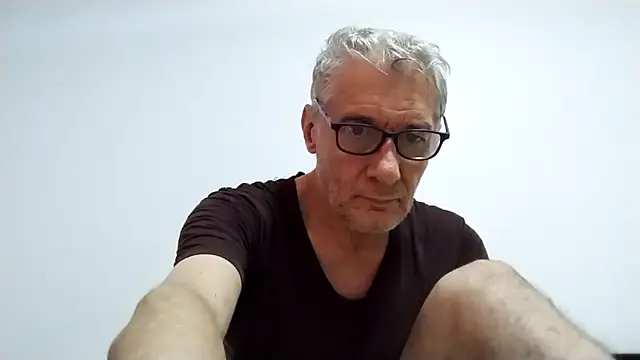 Snapshot of BIGUNCUTHARDCOCK chatting on 02.16.26 BIGUNCUTHARDCOCK online show from 02.16.26