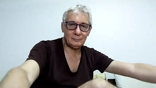 Snapshot of BIGUNCUTHARDCOCK chatting on 02.23.26 BIGUNCUTHARDCOCK online show from 02.23.26